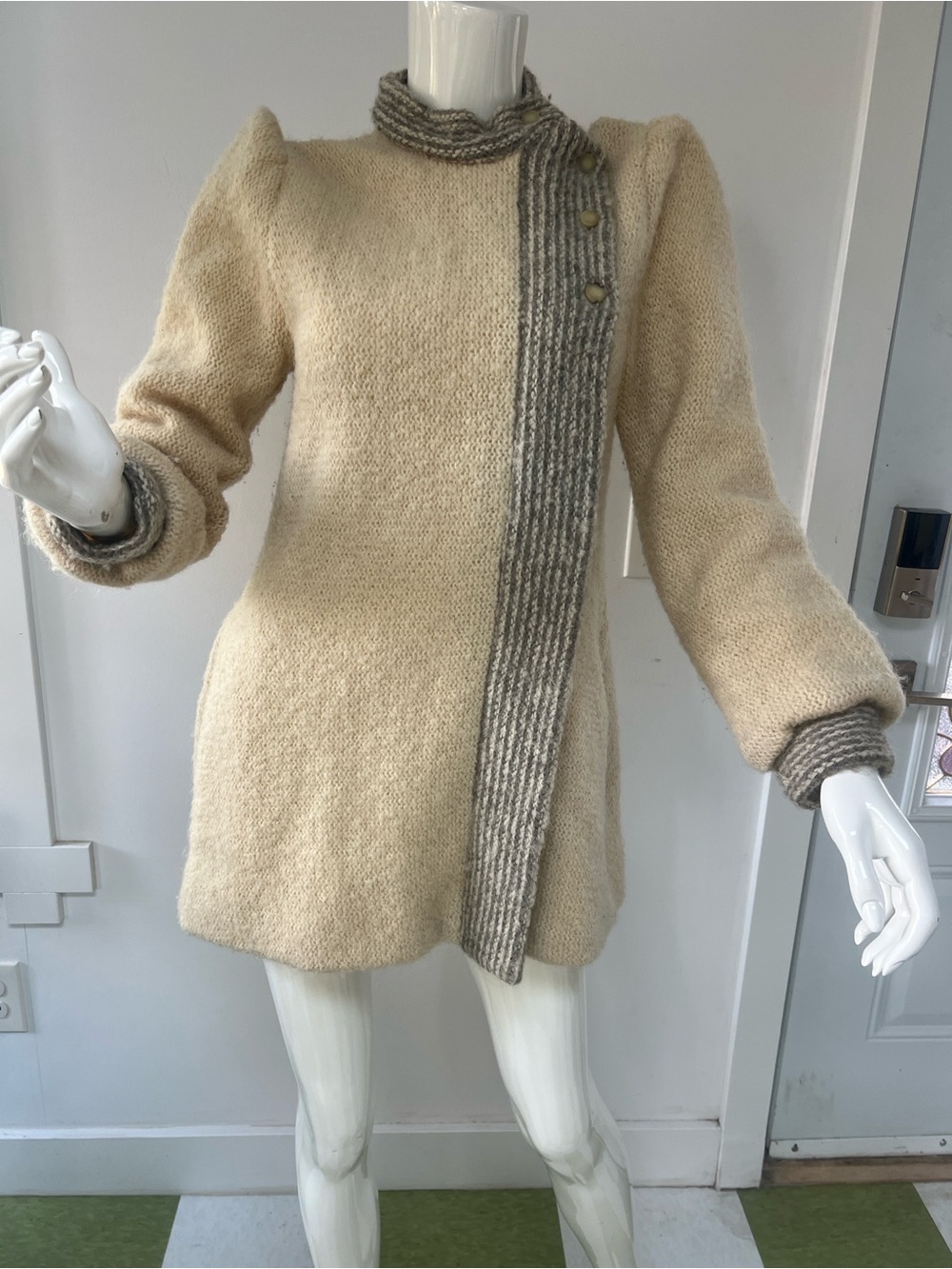 Pure Virgin Wool Tundra Jacket Made in Canada ,Vintage Ivory Jacket with Gray